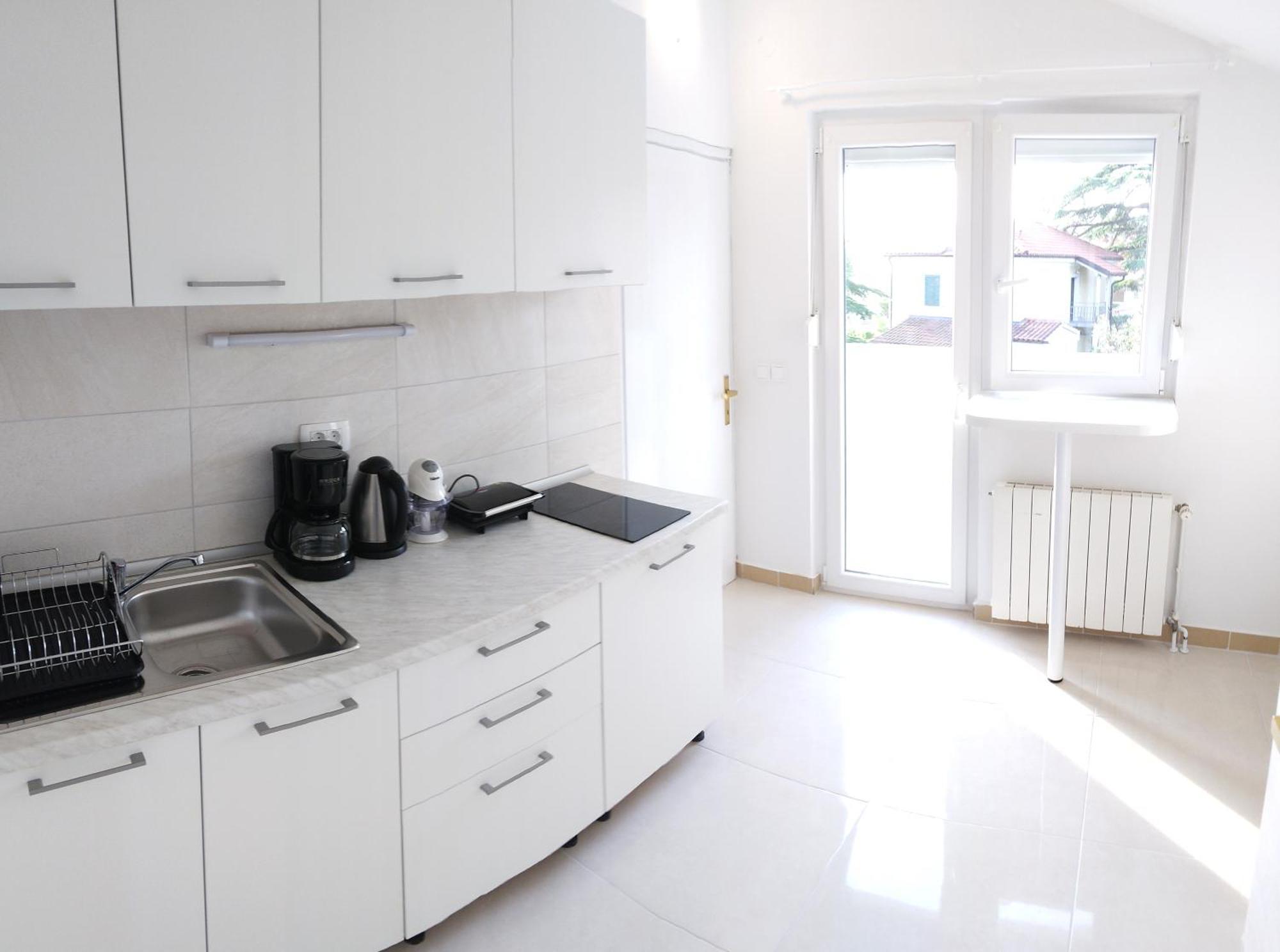 Guesthouse Cecilia Malinska Εξωτερικό φωτογραφία