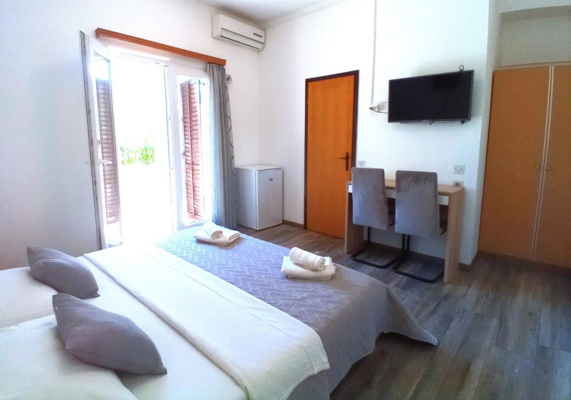 Guesthouse Cecilia Malinska Εξωτερικό φωτογραφία