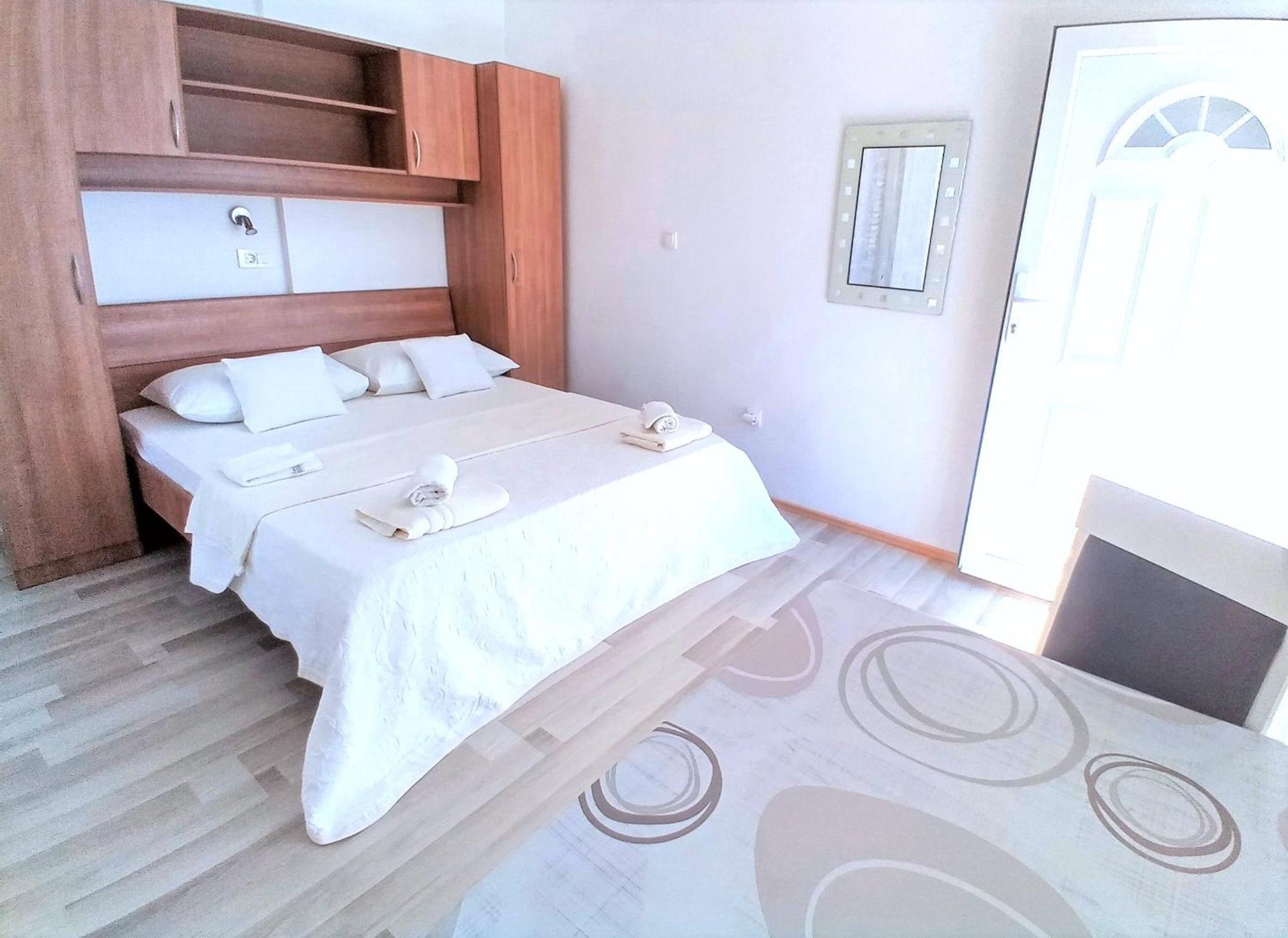 Guesthouse Cecilia Malinska Εξωτερικό φωτογραφία