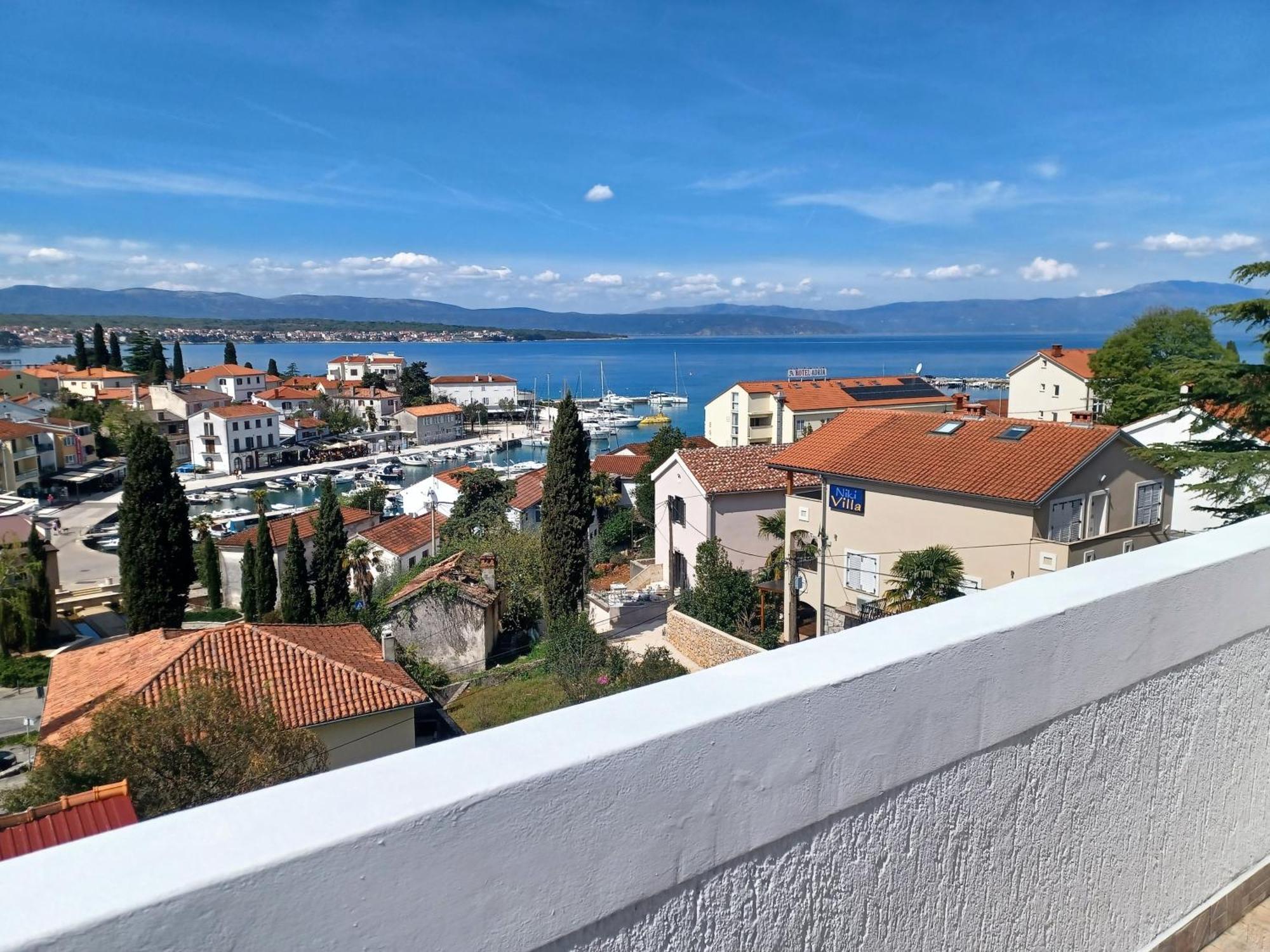 Guesthouse Cecilia Malinska Εξωτερικό φωτογραφία