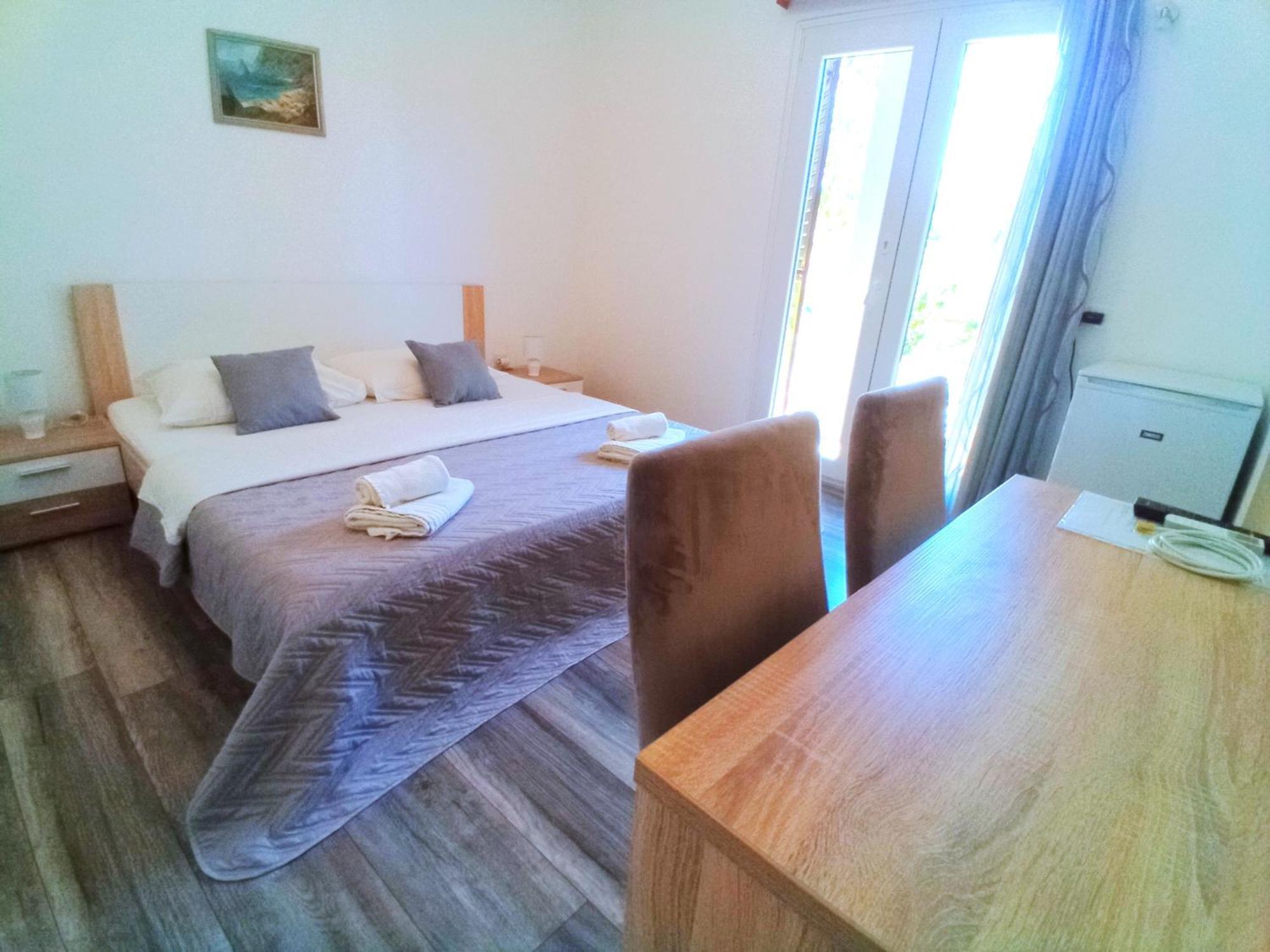 Guesthouse Cecilia Malinska Εξωτερικό φωτογραφία
